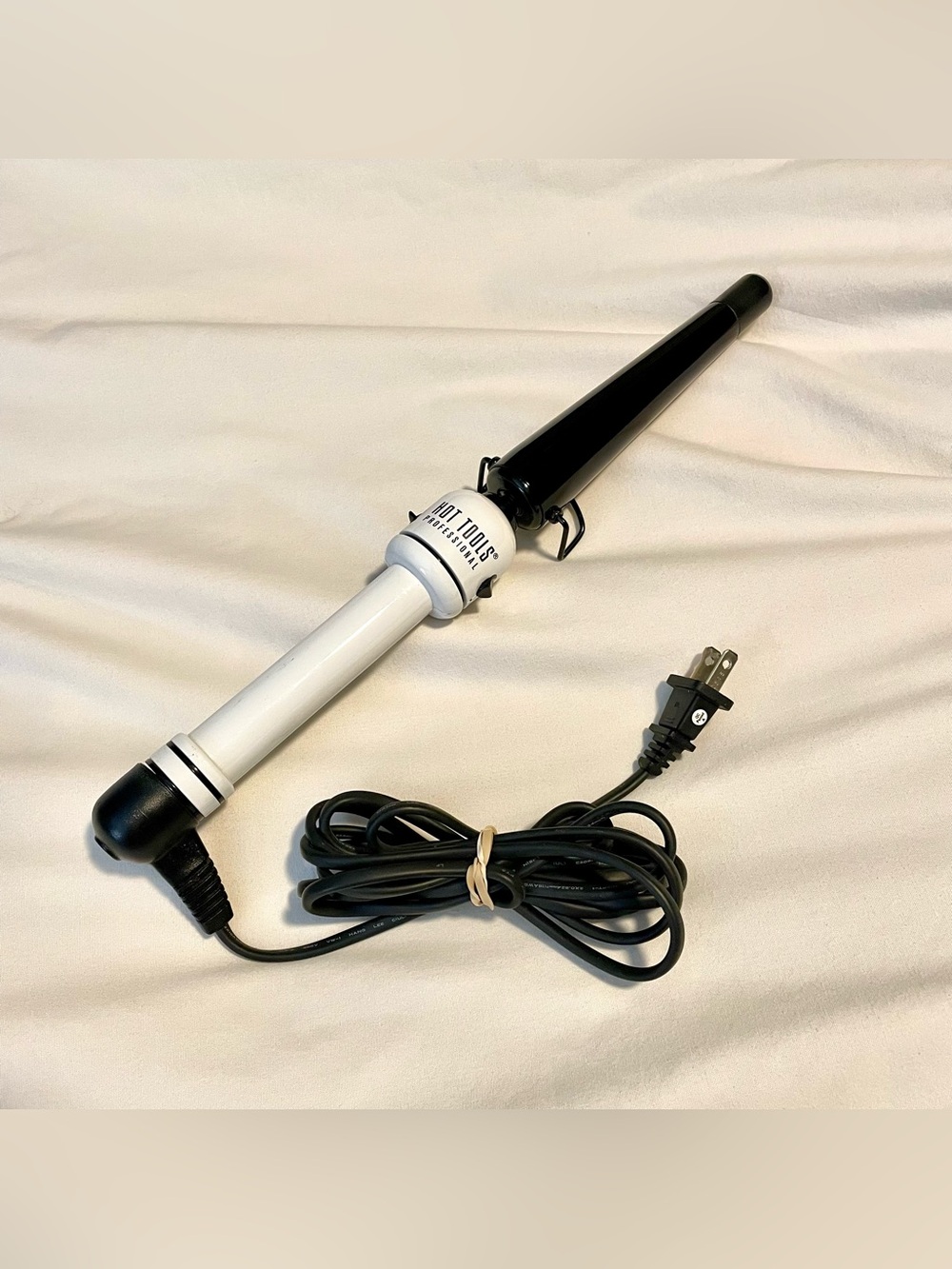 HOT Tools Professional Nano Ceramic XL Tapered Curling Iron- 450° - HTBW1852
